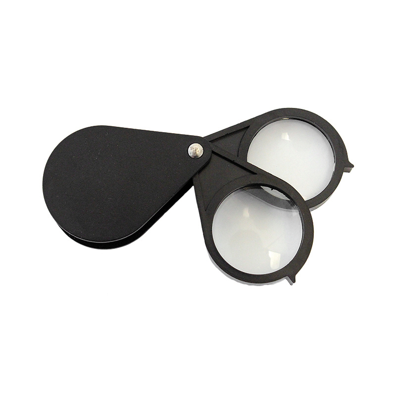  Itoya Pocketlens, Compact Magnifier - 3 1/4 x 2 1/8 inches :  Office Accessories : Health & Household